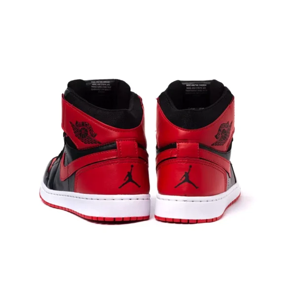 Tênis Nike Air Jordan 1 MID: Design Icônico e Estilo Único - Image 18