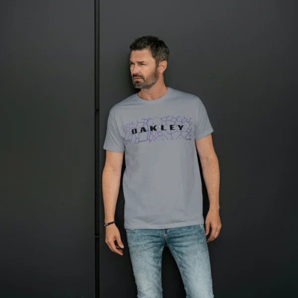 Camisa Oakley Classic: Estilo e Qualidade Premium - Image 14